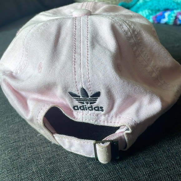 Pink Adidas DAD hat - Picture 2 of 4
